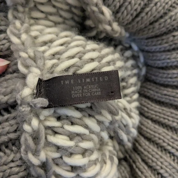 The Limited Gray Knit Fringe Poncho - Picture 5 of 5